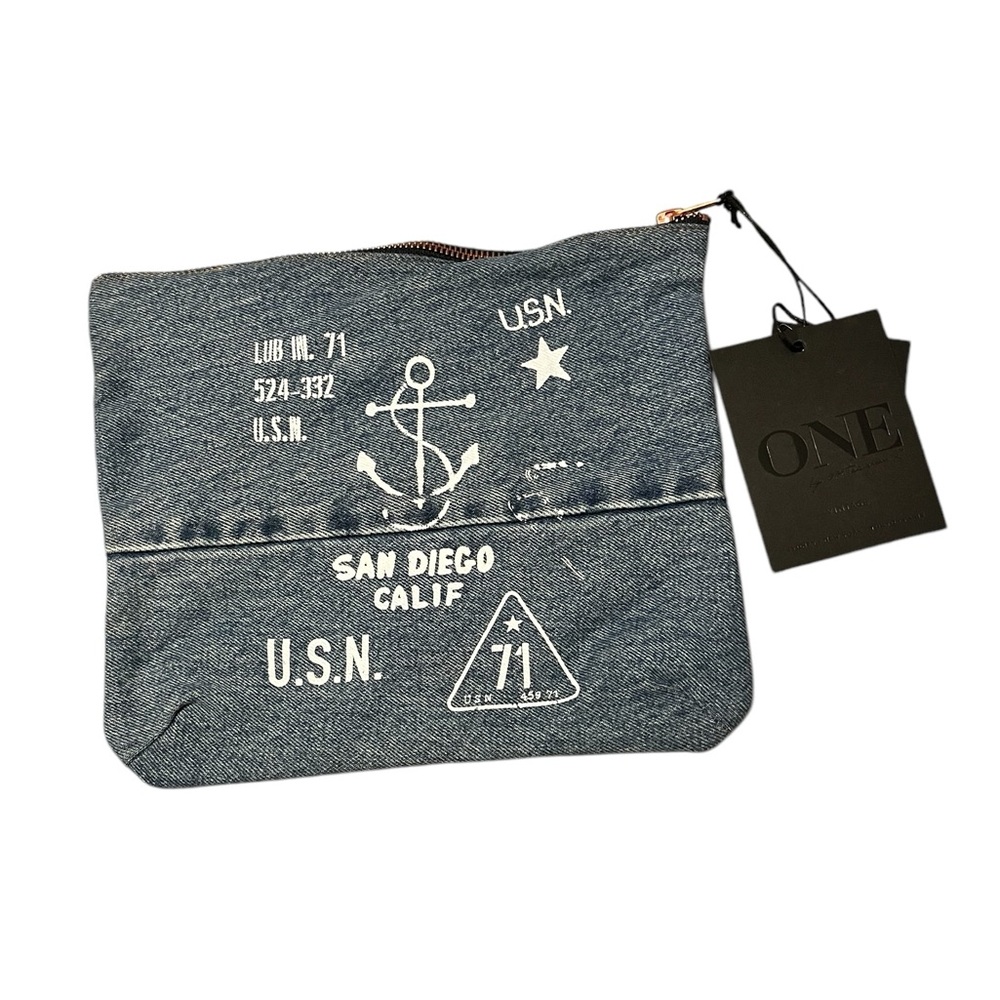One Teaspoon San Diego Clutch    PRE-OWNED